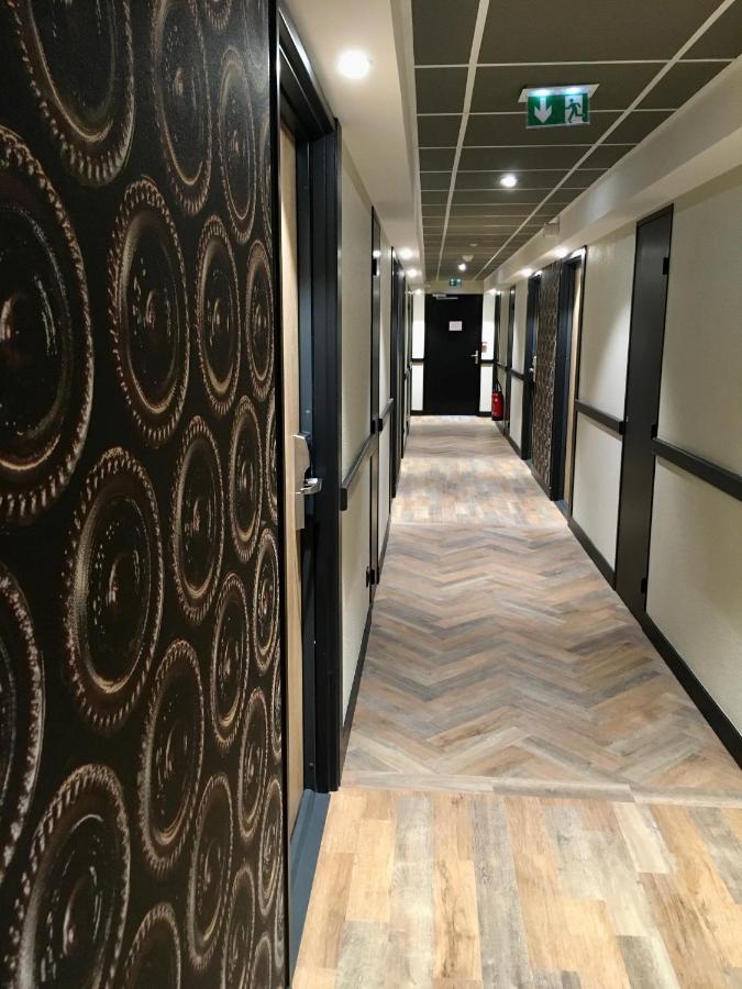 Campanile Reims Centre - Cathedrale Hotel Екстериор снимка