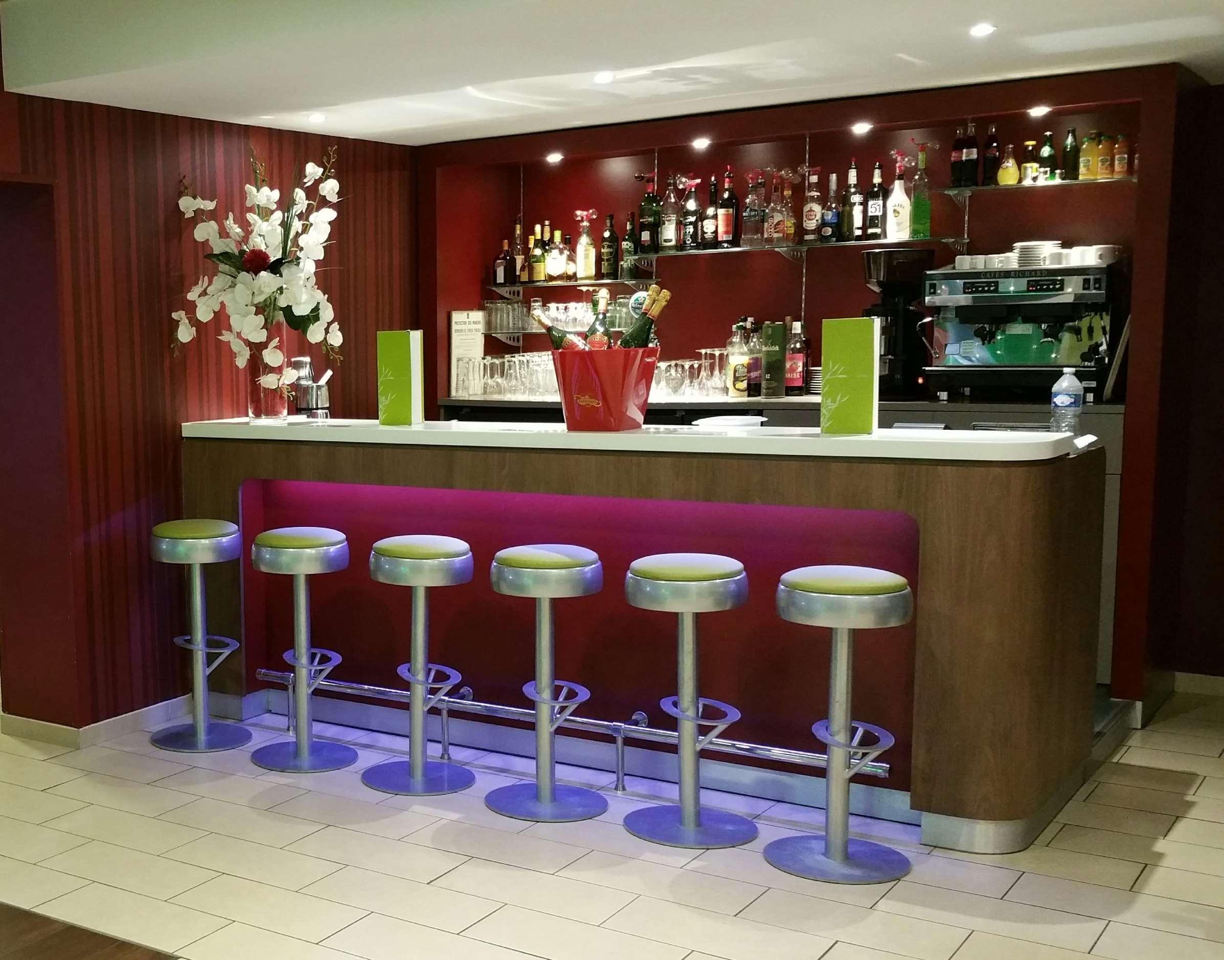 Campanile Reims Centre - Cathedrale Hotel Екстериор снимка