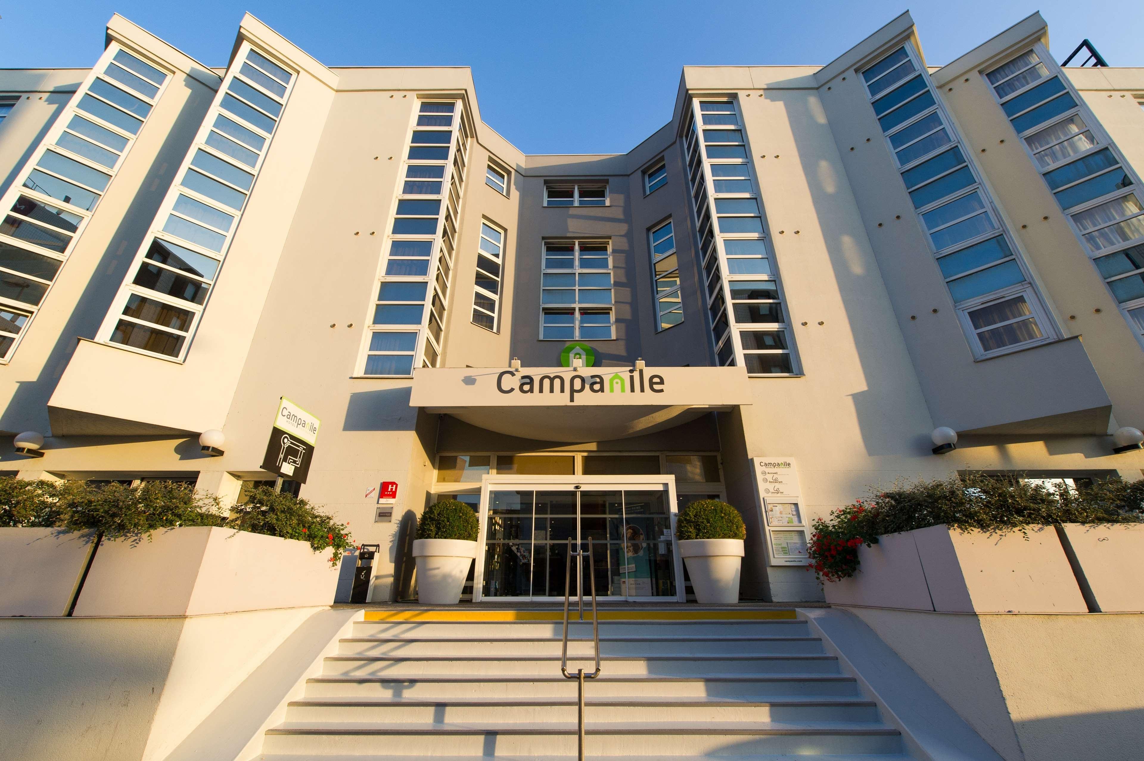 Campanile Reims Centre - Cathedrale Hotel Екстериор снимка