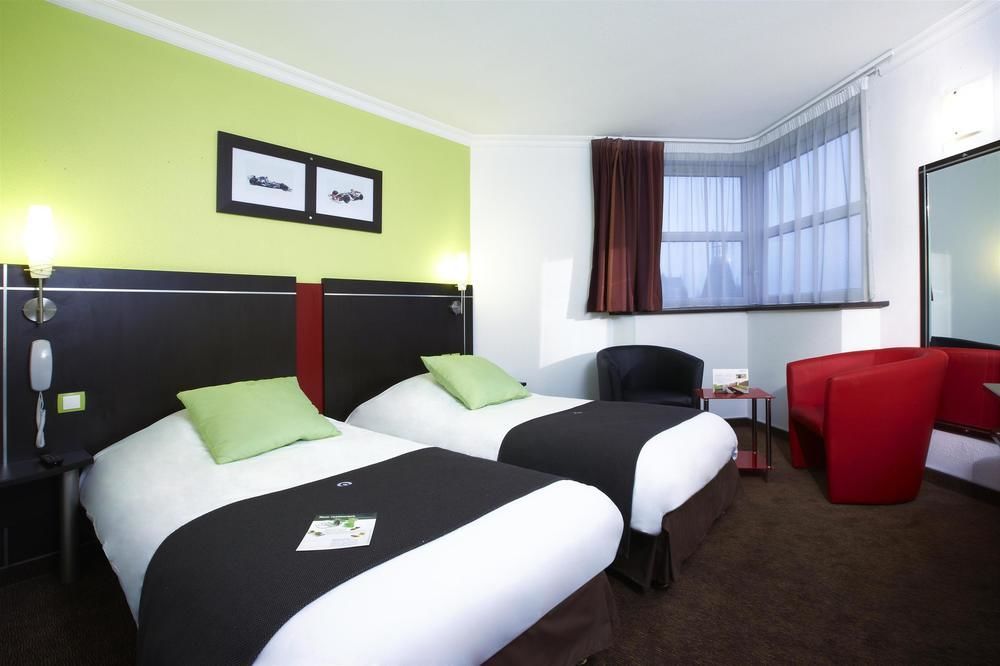 Campanile Reims Centre - Cathedrale Hotel Стая снимка