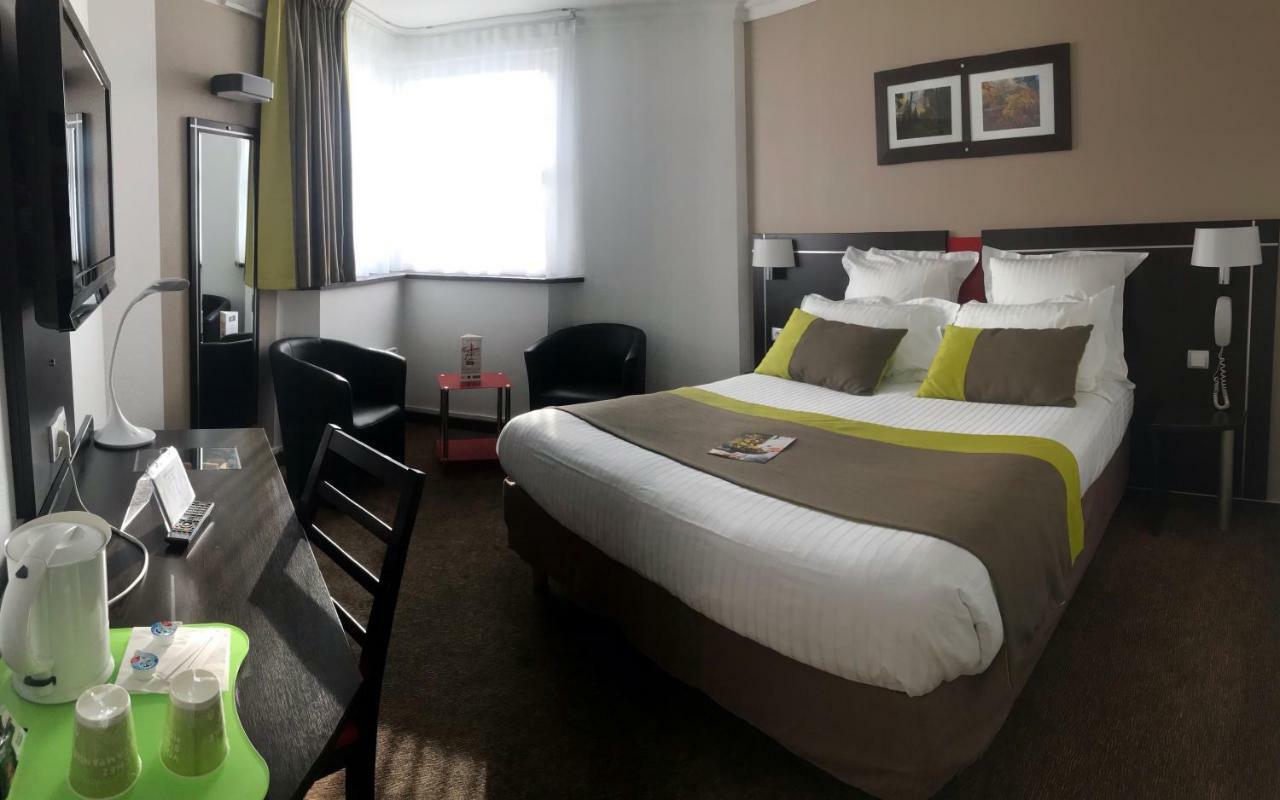 Campanile Reims Centre - Cathedrale Hotel Екстериор снимка