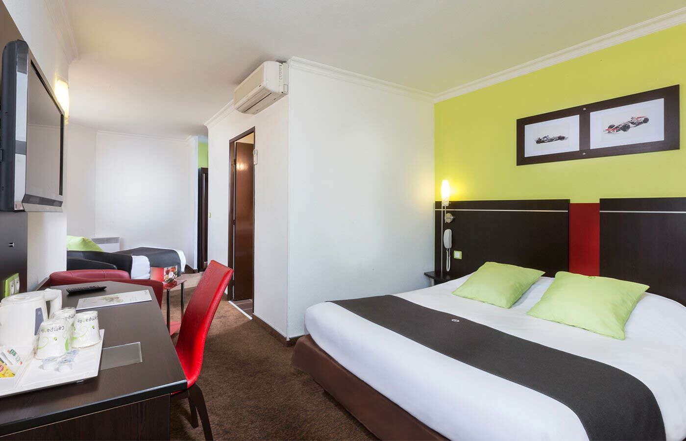 Campanile Reims Centre - Cathedrale Hotel Екстериор снимка